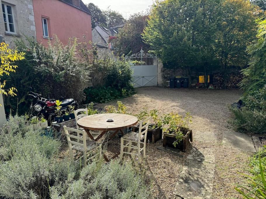 Petite Maison Independante Avec Parking Vétheuil المظهر الخارجي الصورة